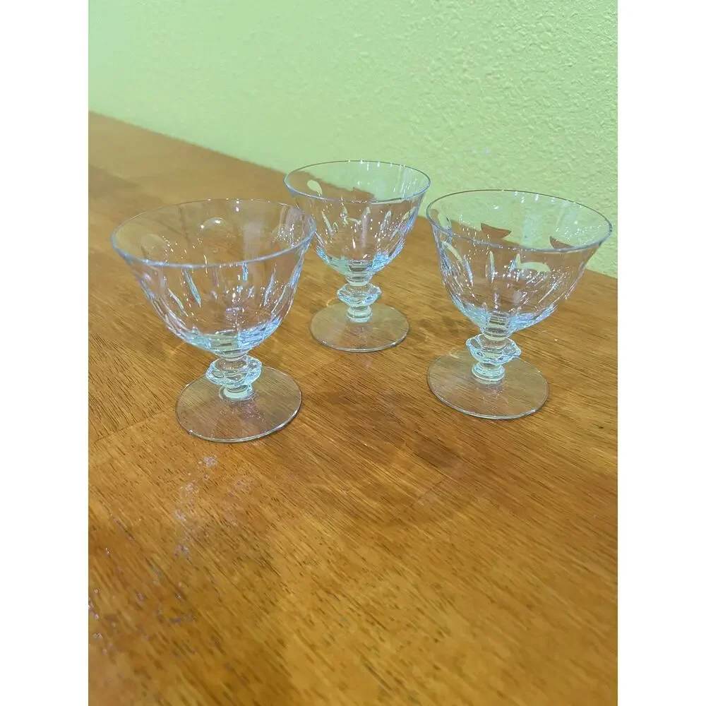 UV Reactive Set of 3 Beautiful Crystal White Wine Glasses Vintage